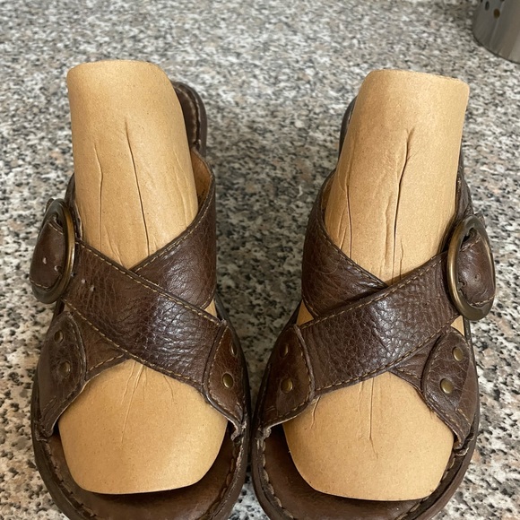Born brown leather sandals US 8 - Picture 5 of 7